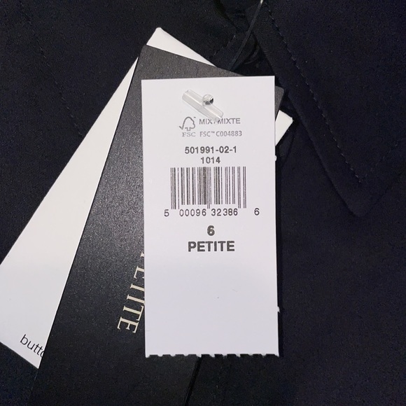 Banana Republic - Tailored Fit Button Down - Picture 5 of 6